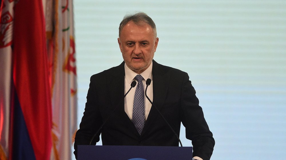 Ministar Gajić se oglasio povodom upada policije u sportsku halu 1