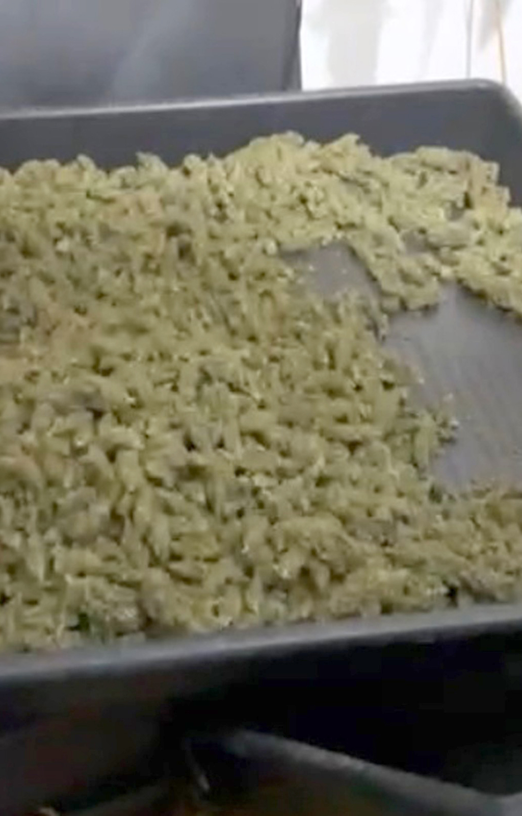 (VIDEO) U Mladenovcu i Topoli uhapšeno sedam osoba i zaplenjeno oko 20 kilograma marihuane 2