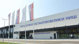 Predsednik Srbije Aleksandar Vučić izjavio je danas da će za novu fazu dogradnje niškog aerdodroma "Konstantin Veliki" biti izdvojeno oko 100 miliona evra.