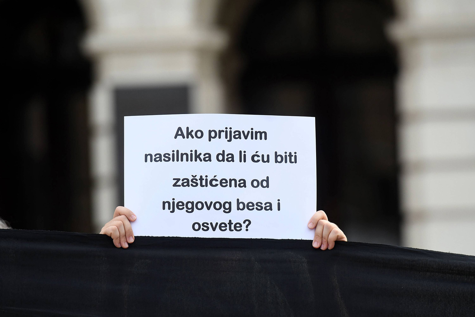 Država poziva žene da prijave nasilje, ali im ne garantuje bezbednost: Sagovornice Danasa o femicidu u Srbiji 2 Država poziva žene da prijave nasilje, ali im ne garantuje bezbednost: Sagovornice Danasa o femicidu u Srbiji 1