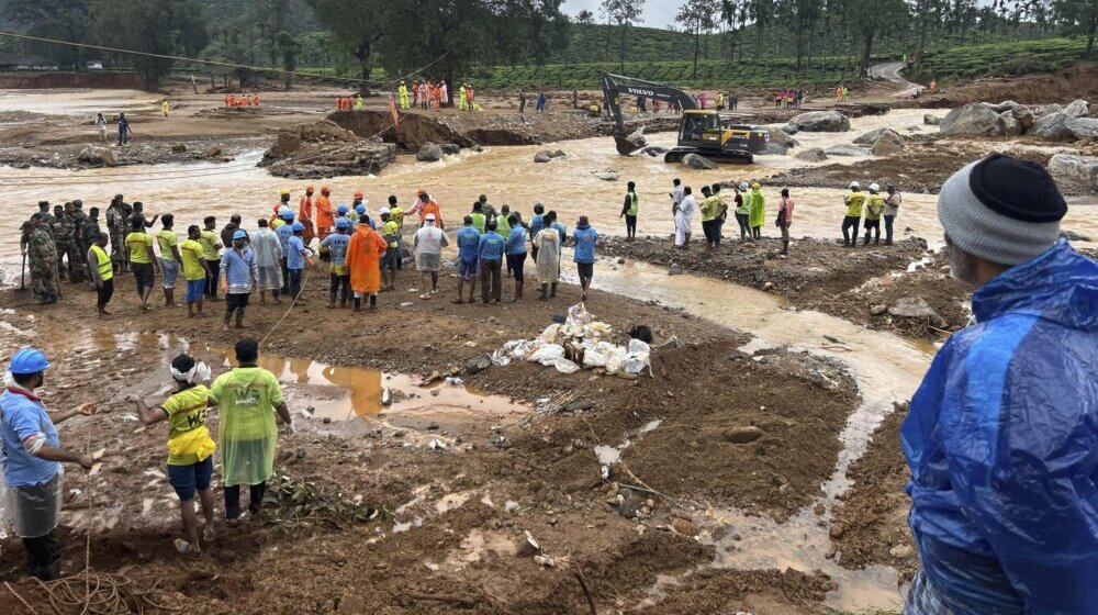 U odronima u Indiji poginulo više od 150 ljudi: Mnogi i dalje pod ruševinama 1