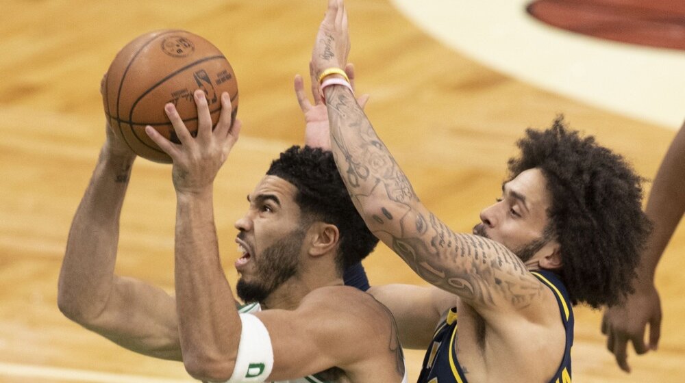 Partizan kompletirao bekovsku liniju sa još jednim strancem: Vašington u crno-belom 1