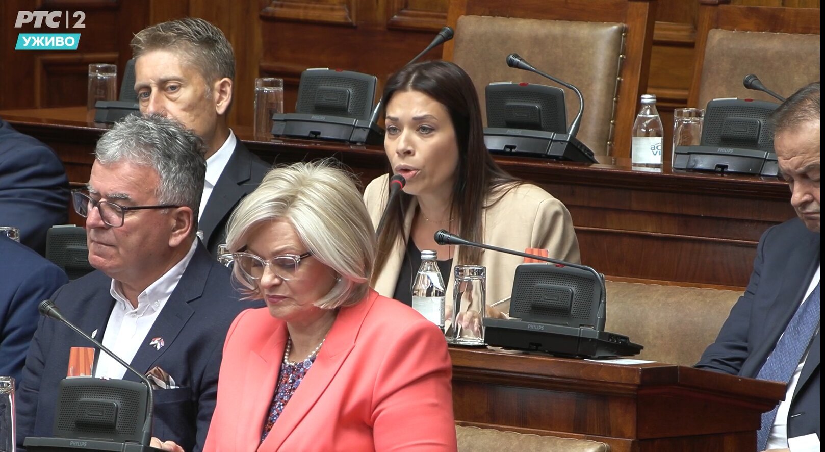 Završena sednica skupštine: Milivojević vlast uporedio sa skakavcima, raspravljalo se o litijumu i povećanju pretplate za RTS 11