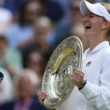 Barbora Krejčikova posle osvajanja Vimbldona: I dalje ne verujem da sam osvojila trofej 8