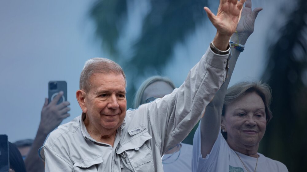 "Pobožni diplomata": Ko je Edmundo Gonzales, za koga opozicija tvrdi da je pobedio na predsedničkim izborima u Venecueli? 1 "Pobožni diplomata": Ko je Edmundo Gonzales, za koga opozicija tvrdi da je pobedio na predsedničkim izborima u Venecueli? 1