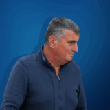 "Pupovac čuvao leđa diktatoru Vučiću": Zbog čega je gradonačelnik Sinja zabranio izložbu koju finansira SNV i kakve su reakcije? 5