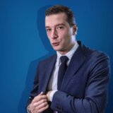 "Propali" student italijanskog porekla: Ko je Žordan Bardela, potencijalno budući premijer Francuske? 9