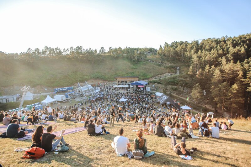 "Netaknutu prirodu" treba odbraniti od smeća na svakom koraku: Matija Tripković, direktor Mountain Music Festa, povodom ovog muzičkog festivala prirode i društva koji počinje u petak 3 "Netaknutu prirodu" treba odbraniti od smeća na svakom koraku: Matija Tripković, direktor Mountain Music Festa, povodom ovog muzičkog festivala prirode i društva koji počinje u petak 3