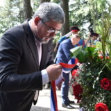 Starović položio venac na ceremoniji obeležavanja 82. godišnjice Bitke na Kozari 2