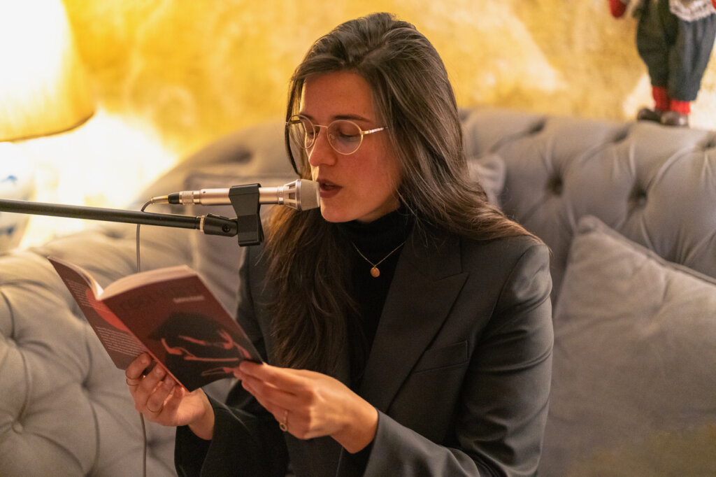 “Naša zemlja” u Kulturnom centru Grad: Književnice čitaju palestinsku poeziju 2 “Naša zemlja” u Kulturnom centru Grad: Književnice čitaju palestinsku poeziju 1