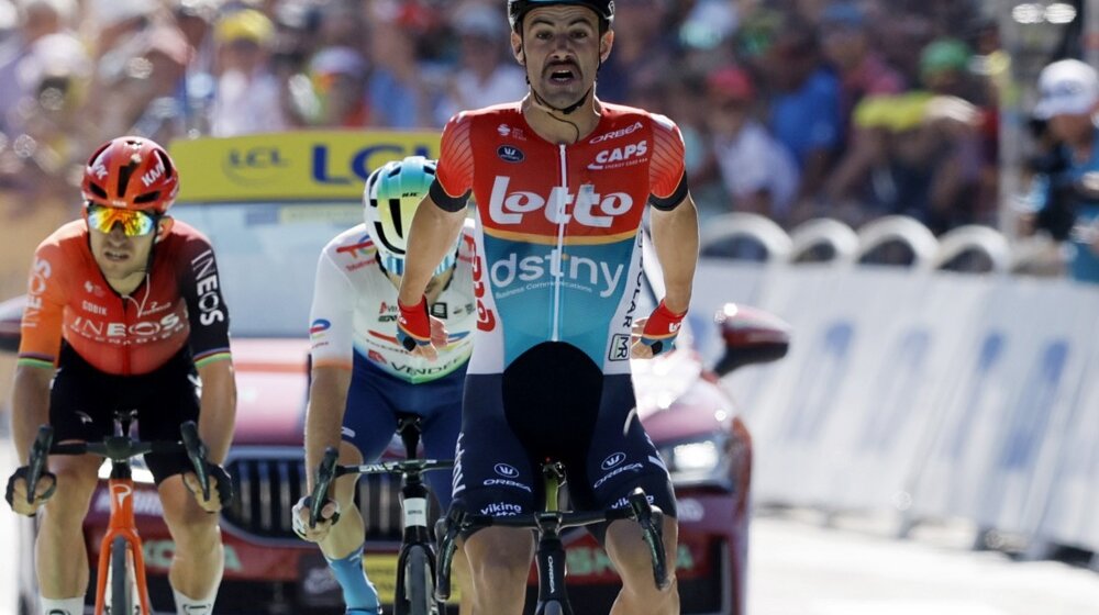 Kampenarts pobednik 18. etape na Tur d'Fransu, sutra prilika da Vingegard "presvuče" Pogačara (VIDEO) 1