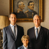 Karađorđević Aleksandar Filip i Stefan na kraljevskom portretu 1