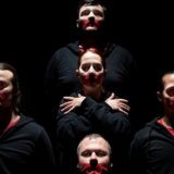 Predstava „Realisti“ kao Top lista nadrealista: Britka parodija savremenog trenutka 4