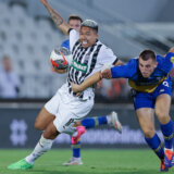 Fudbaleri Partizana izgubili od kijevskog Dinama i u Humskoj, takmičenje nastavljaju u kvalifikacijama za Ligu Evrope 2