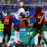 Francuska u četvrtfinalu zahvaljujući autogolu Fertongena 6