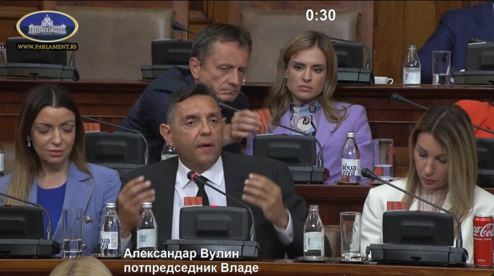 "Vučićev kum uzima skupštinsku karticu Milice Zavetnice?": Đurđević Stamenkovski otkriva za Danas šta je Darko Glišić zapravo uradio 1