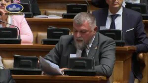 Poslanik iz Odbora za kontrolu službi: Vučić u BIA menja lojaliste za "superlojaliste" 21 Poslanik iz Odbora za kontrolu službi: Vučić u BIA menja lojaliste za "superlojaliste" 14