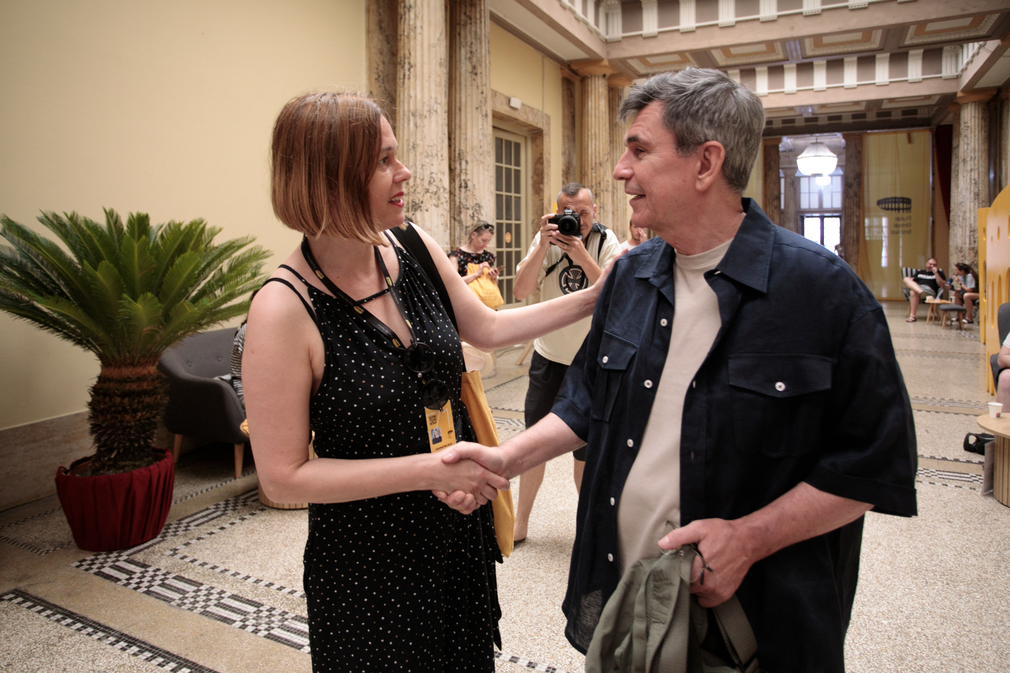 Možda je zlatna narukvica Milene Dravić još u Areni: Dodelom nagrada večeras se završava 71. Pula koja je podsetila na velikane filmske umetnosti 2