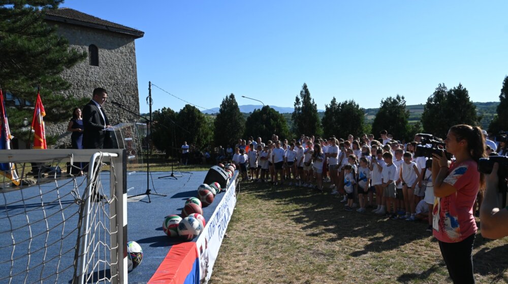 U Topoli otvoren sportsko–obrazovni u kome učestvuje 150 mališana 1