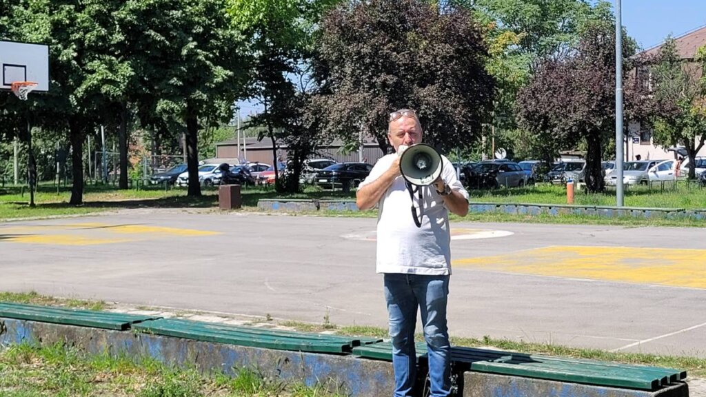 (VIDEO) Održan protest protiv demontiranja Savskog mosta, obratio se Đorđe Miketić 3 (VIDEO) Održan protest protiv demontiranja Savskog mosta, obratio se Đorđe Miketić 3