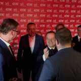 SPS i SNS ponovo zajedno: Ranjeni lavovi se osećaju manje ugroženo kada su skupa 6