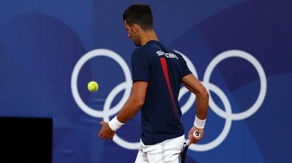 Pomozi Bože: Kako Novak Đoković traži podršku nebeskih sila za zlatnu olimpijsku medalju (VIDEO) 1