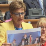 Dragana Rakić poručila opoziciji : Uvažene kolege, svi u štrajk do ispunjenja zahteva studenata 3