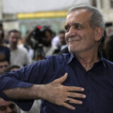 Novi predsednik Irana Masud Pezeškijan položio zakletvu: "Kunem se Svemogućim Bogom da ću biti čuvar zvanične religije" 10