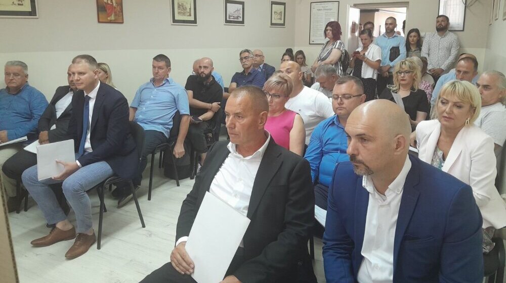 Konstituisana niška Skupština opštine Crveni Krst: Samo četiri i pet glasova protiv kadrova SNS, GG "Dr Dragan Milić" opet ubacila bele listiće 1