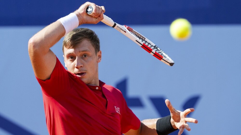 Međedović protiv Cicipasa popustio pošto je izmakla šansa u prvom setu 1