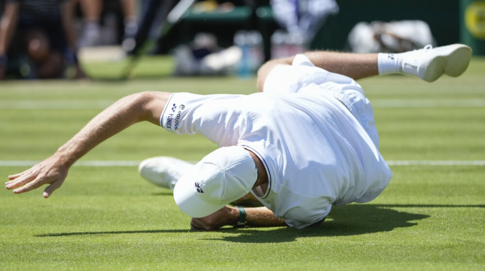 Kobna parada u Bekerovom stilu: Hurkač platio danak požrtvovanju (VIDEO) 1