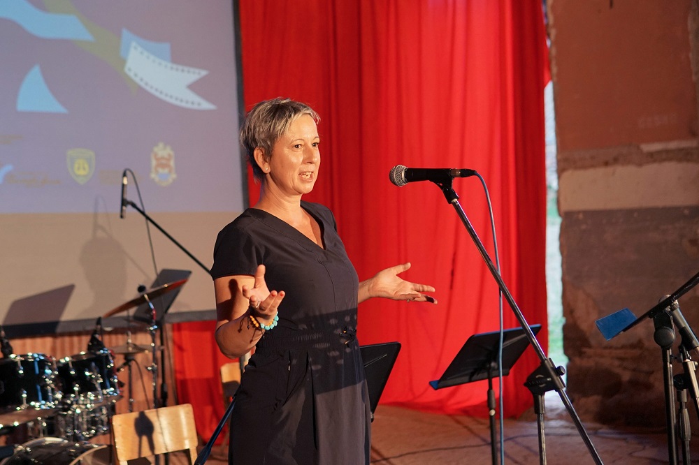 Svečano otvaranje četvrtog Međunarodnog festivala kratkometražnog dokumentarnog filma "Bistre reke" 2 Svečano otvaranje četvrtog Međunarodnog festivala kratkometražnog dokumentarnog filma "Bistre reke" 1