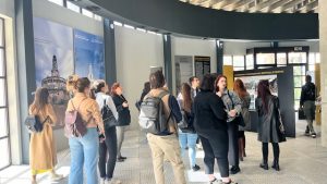 Otvaranje izložbe 9. decembra, na godišnjicu formiranja logora na Beogradskom sajmištu 1