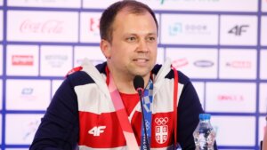 Specijalna nagrada za Mikeca na "H end N kupu" – pištolj za vrhunski rezultat 1