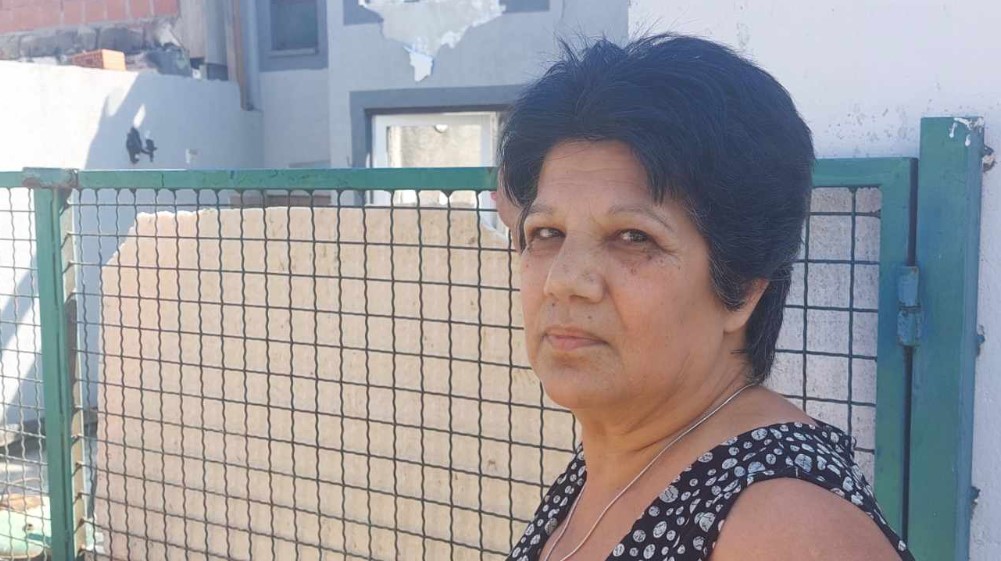 Požar joj uništo sve Godinu dana mole za pomoć, vlast ćuti: Meštani ulice u Zaječaru čije je kuće zahvatio požar još čekaju nove domove 2