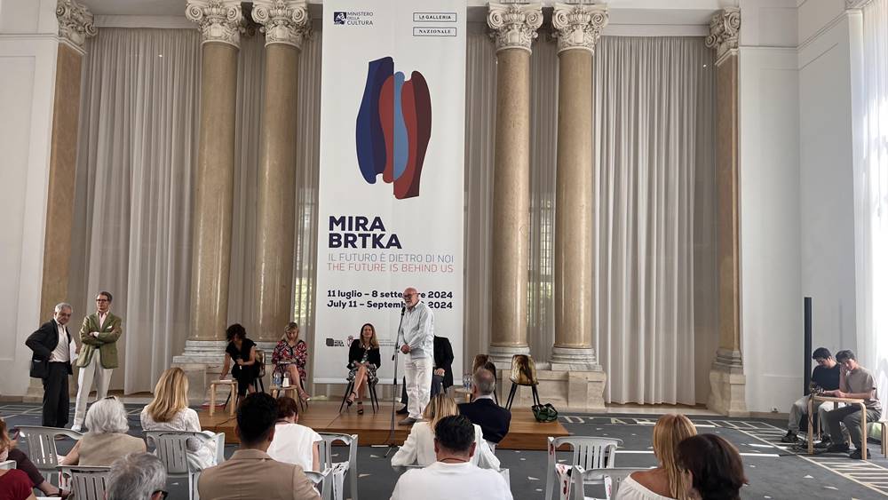 Otvorena retrospektivna izložba radova Mire Brtke „Budućnost je iza nas“ u Nacionalnoj galeriji moderne i savremene umetnosti u Rimu 3 Otvorena retrospektivna izložba radova Mire Brtke „Budućnost je iza nas“ u Nacionalnoj galeriji moderne i savremene umetnosti u Rimu 3