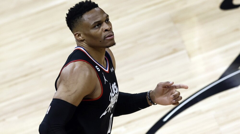 Susret na marginama glavne scene Vimbldona: Možda Đoković konačno ubedi Vestbruka da dođe u Jokićev Denver (FOTO) 1