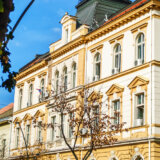 Ubistvo u Loznici preuzelo VJT u Šapcu: Uhapšen vozač automobila iz kog je pucano, za napadačem se traga 1