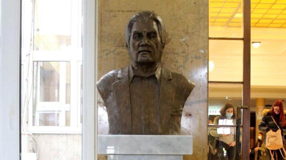 Srpska liberalna stranka okupila je najviše akademika, ali nikada nije dobila na masovnosti 2