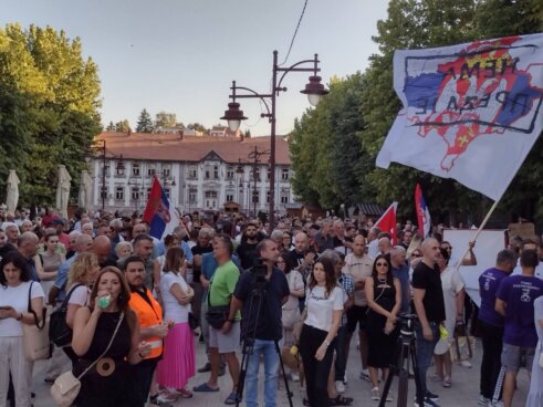 viber_image_2024-07-29_18-54-05-707 Došao je trenutak da ustanemo ili da nestanemo: Poruka sa skupa protiv litijuma u Aranđelovcu (VIDEO, FOTO) 6