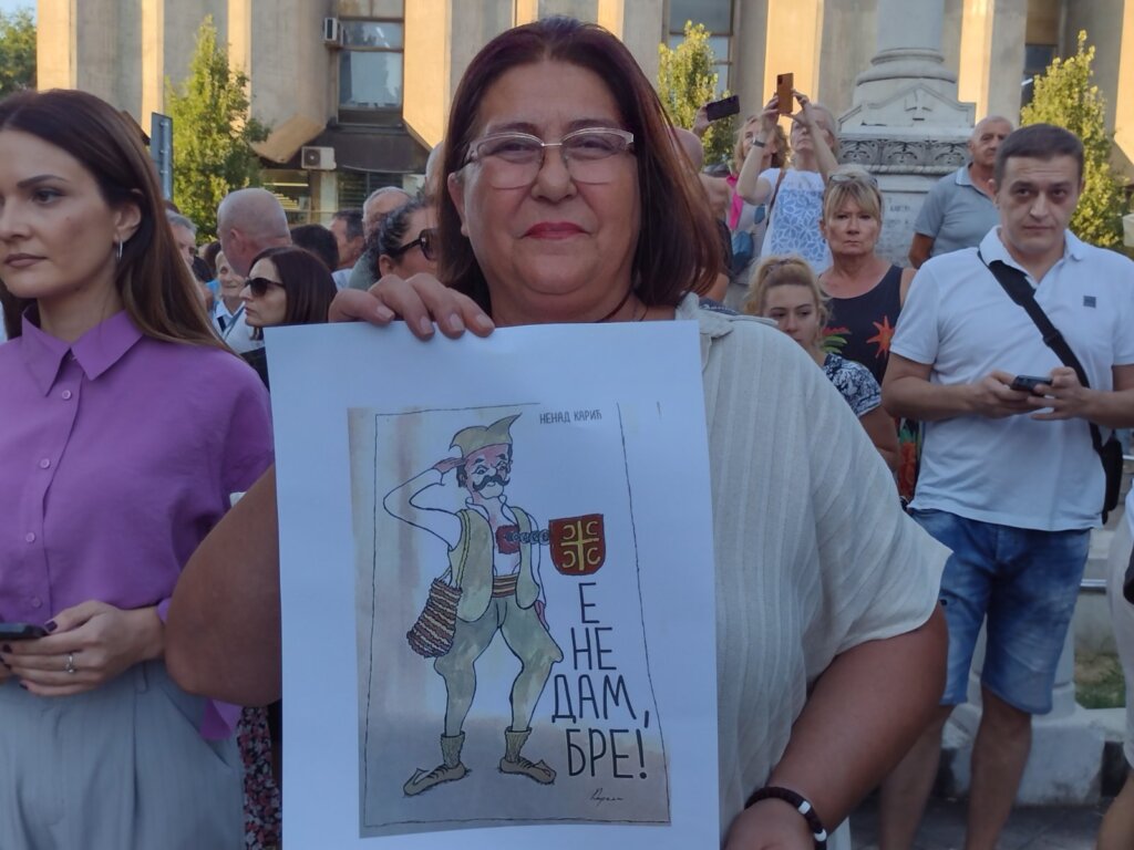 Došao je trenutak da ustanemo ili da nestanemo: Poruka sa skupa protiv litijuma u Aranđelovcu (VIDEO, FOTO) 3 Došao je trenutak da ustanemo ili da nestanemo: Poruka sa skupa protiv litijuma u Aranđelovcu (VIDEO, FOTO) 7