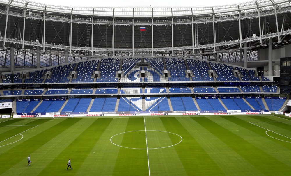 Na marginama Bratskog kupa u Moskvi: Igrači Partizana i OFK Beograda mogu na izložbu mazde Lava Jašina 2