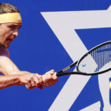 Olimpijski šampion hvatao zalet i testirao koleno, ali je ostao bez trofeja u gradu u kojem je rođen 5