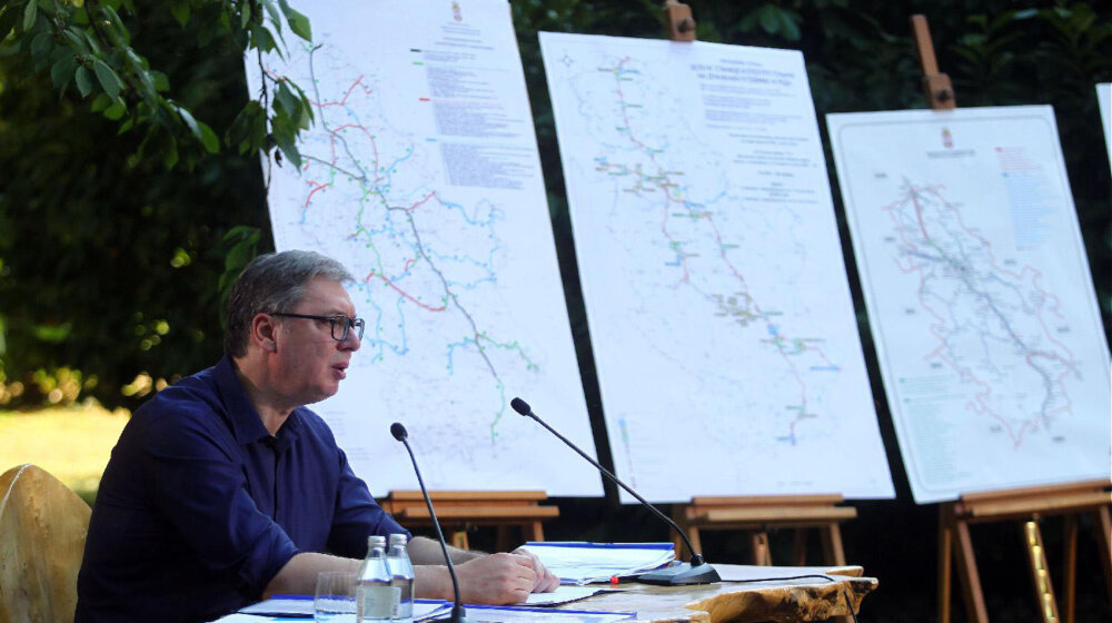 Vučićeva kancelarija od danas u Podrinju 1