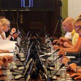 "Nestručno, farsično i neprimereno Skupštini": Opozicija o Drecunovoj najavi sednice Odbora za unutrašnje poslove 2