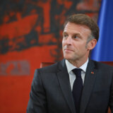 Makron: Ukrajinci će morati da vode realne pregovore o teritorijalnim pitanjima 1