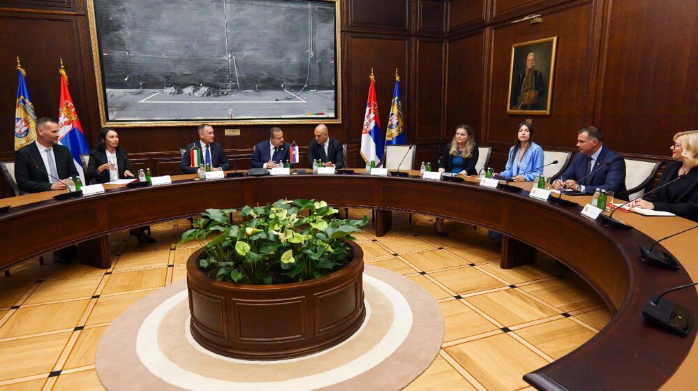 Vlada Srbije najavila svečanu sednicu 1