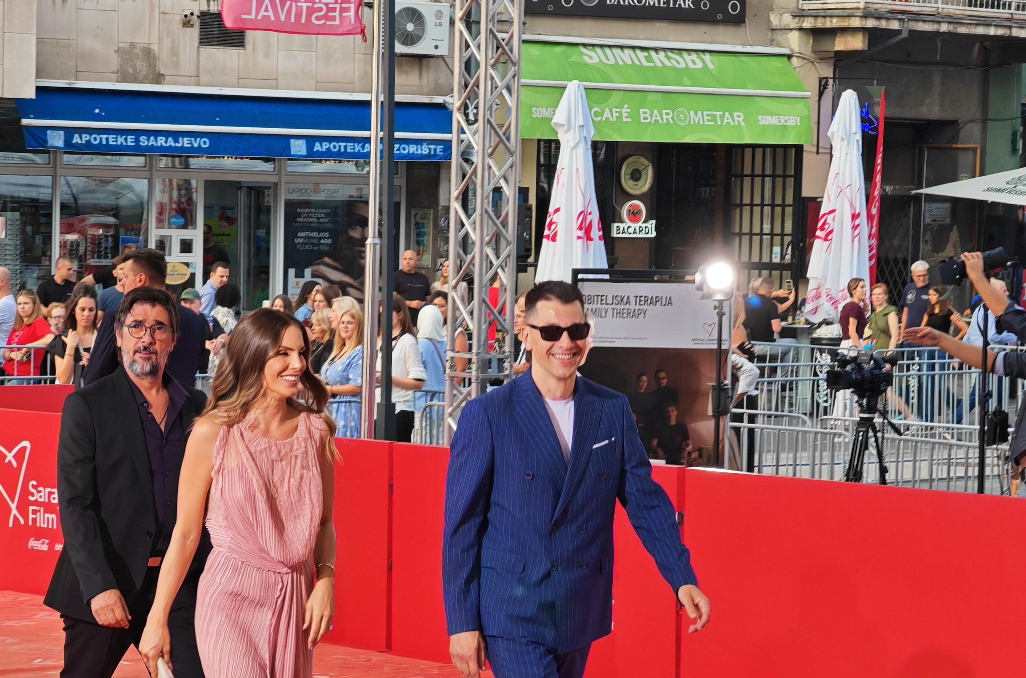 Održana evropska premijera filma "Megdan", Alekse Balaševića: Ni susret sa Stingom ne može da se poredi sa atmosferom u Sarajevu 2 Održana evropska premijera filma "Megdan", Alekse Balaševića: Ni susret sa Stingom ne može da se poredi sa atmosferom u Sarajevu 2