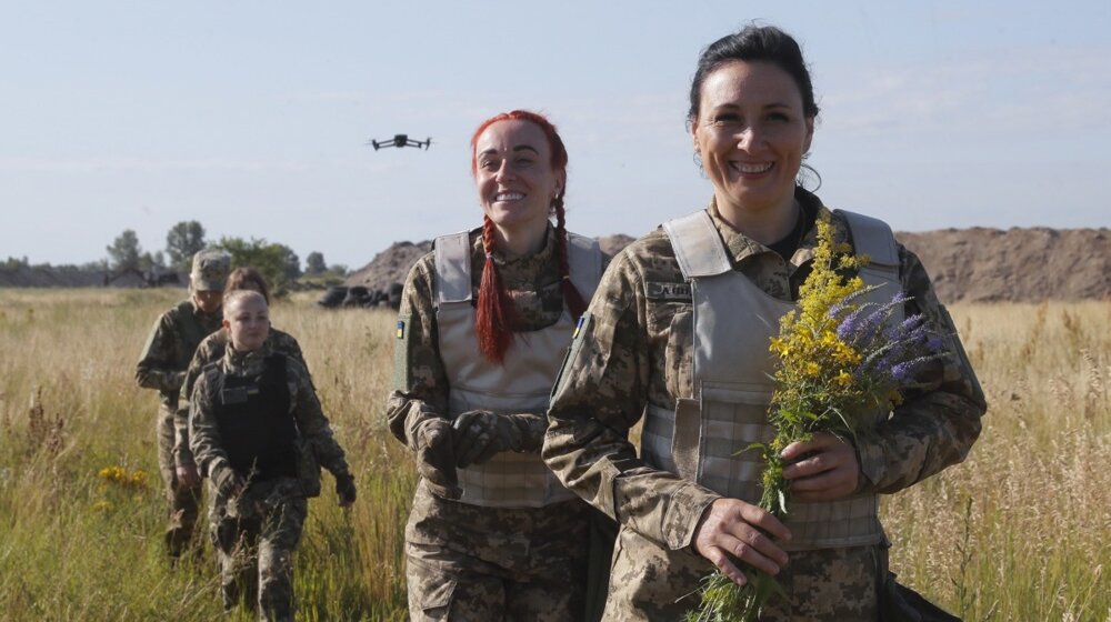 "Da nam približimo pobedu, zašto da ne?": Žene u Ukrajini sve češće idu u dobrovoljce 1