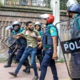Blokiran internet, antivladini demonstranti kreću u marš na glavni grad: Nastavljeni nemiri u Bangladešu 13